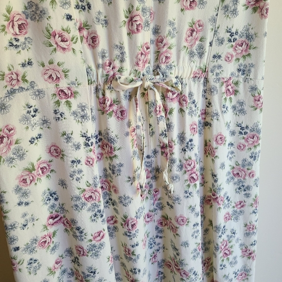 Vintage Ditsy Floral Button Up Maxi Dress - Picture 6 of 14